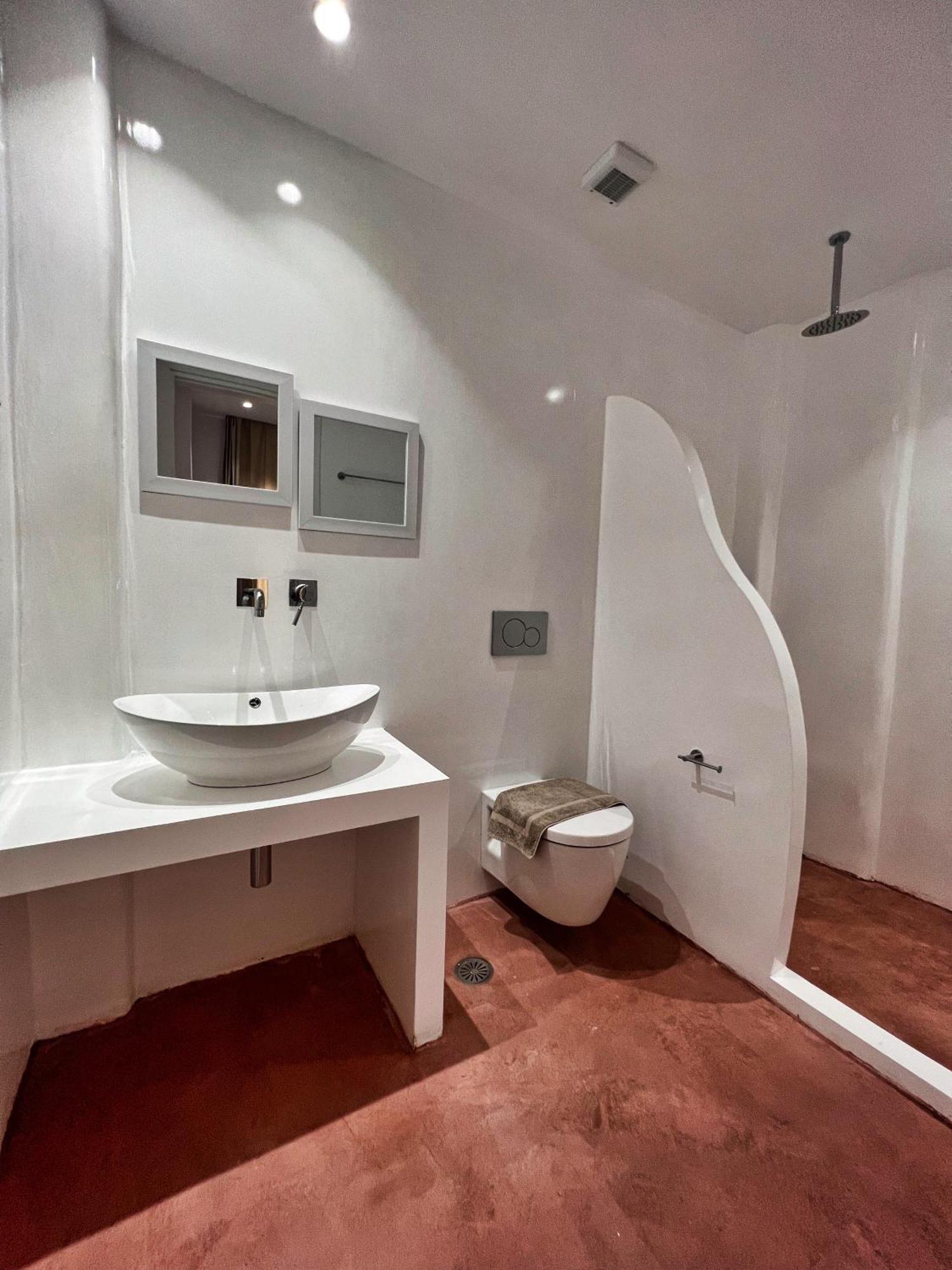Apartment Naxos Art 1 *